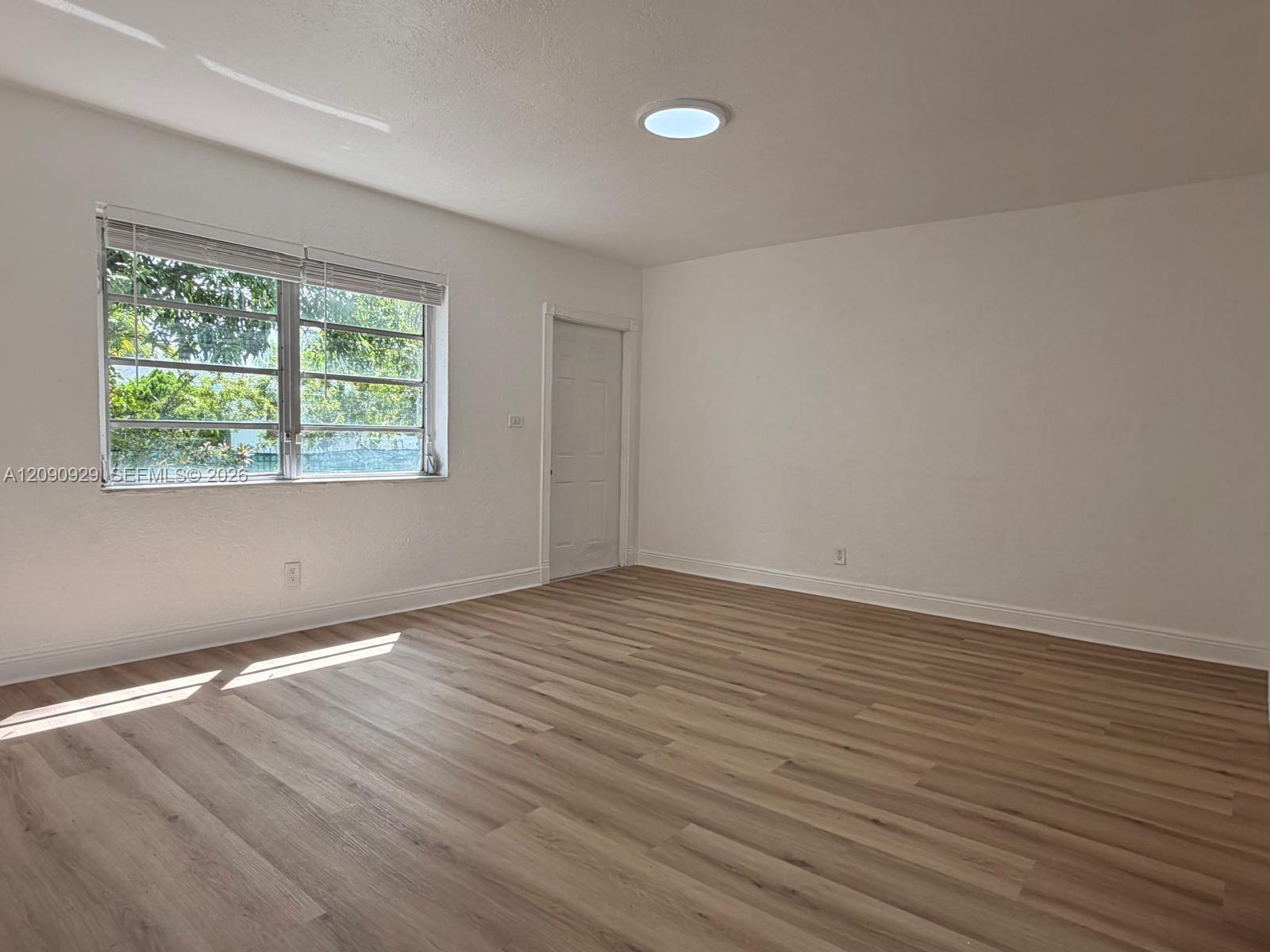 Ver detalles / 1764 sq. ft. $ 2026-09-17 0 foto