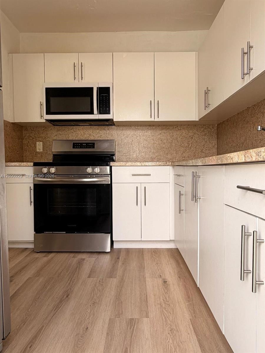 Ver detalles / 1764 sq. ft. $ 2026-09-17 0 foto