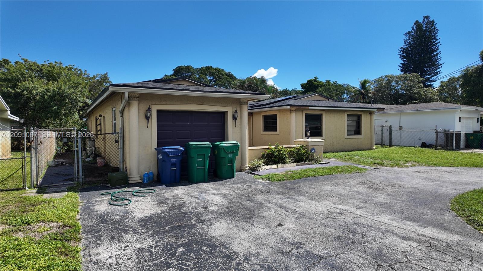 2420 5 / 3 1769 sq. ft. $ 2026-09-17 0 Photo