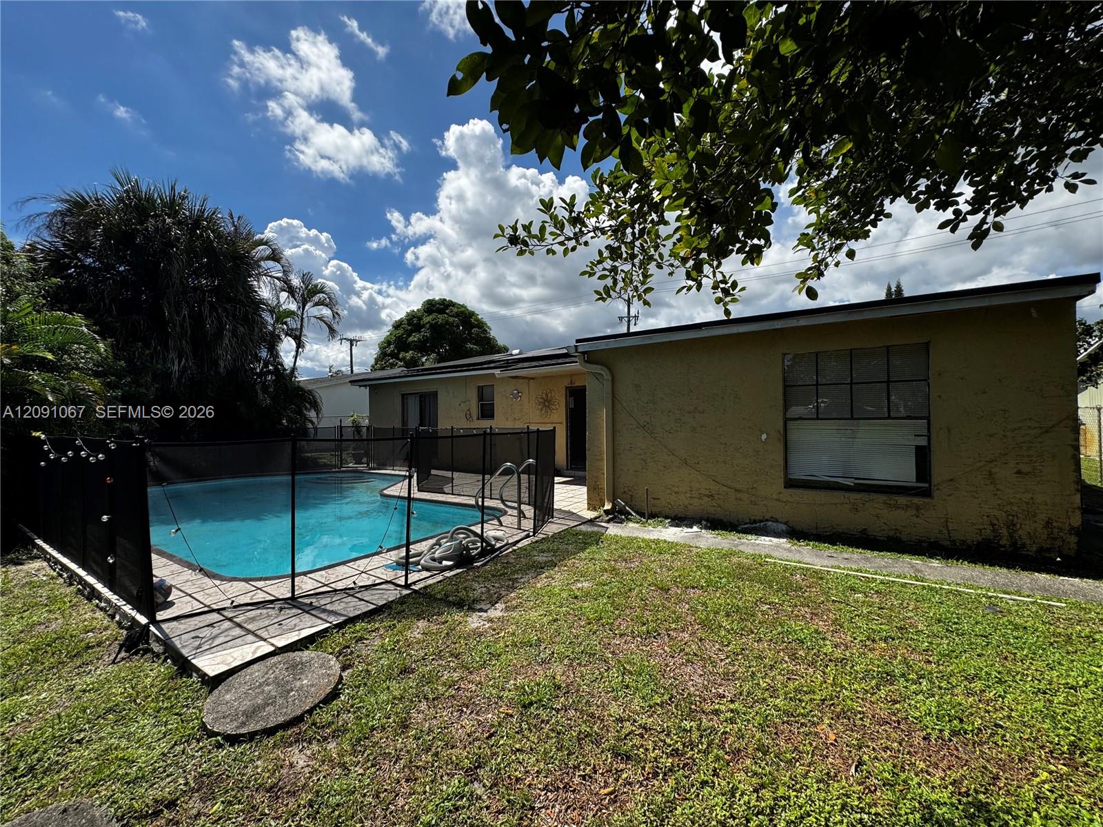2420 5 / 3 1769 sq. ft. $ 2026-09-17 0 Photo
