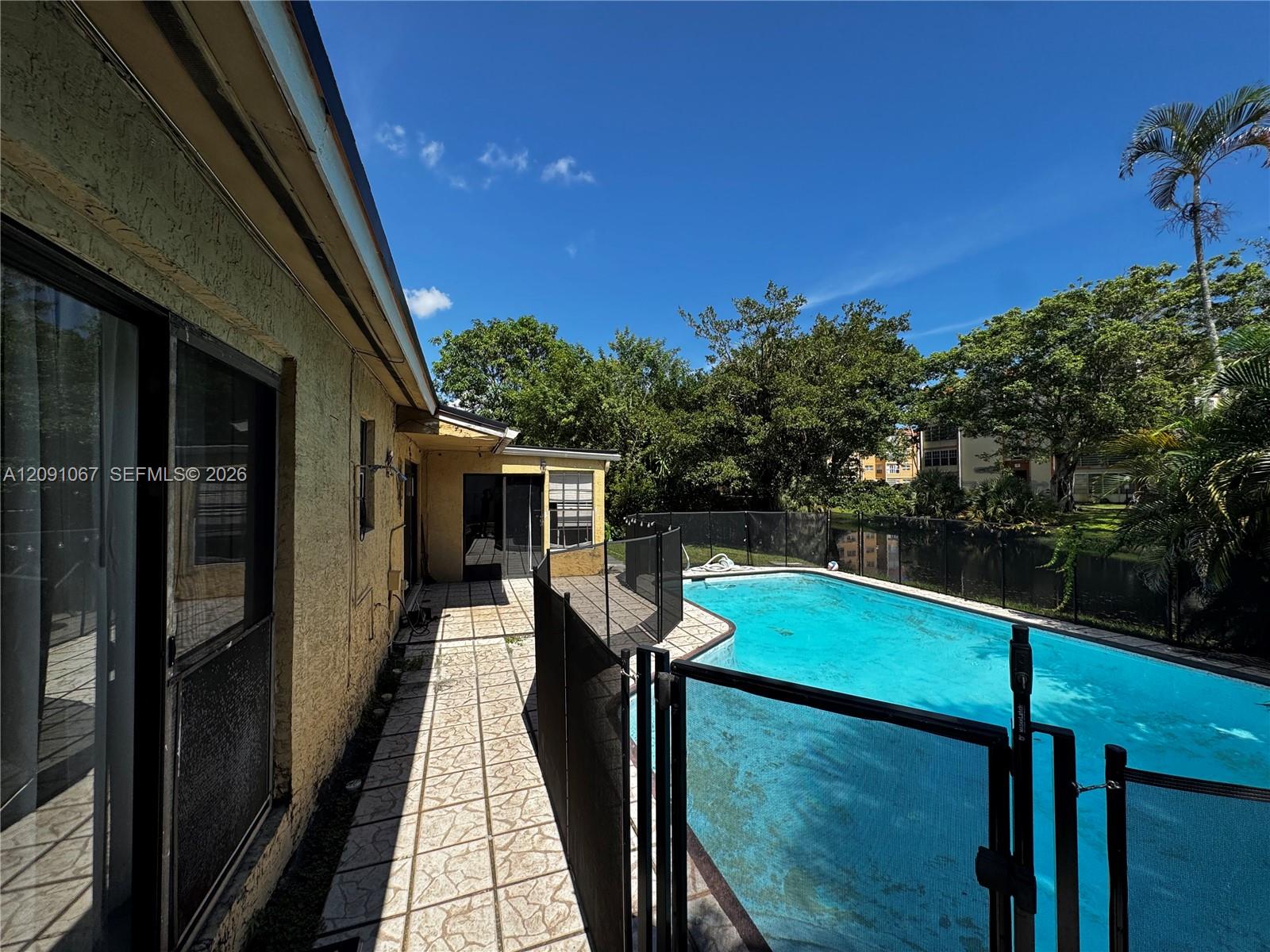 2420 5 / 3 1769 sq. ft. $ 2026-09-17 0 Photo