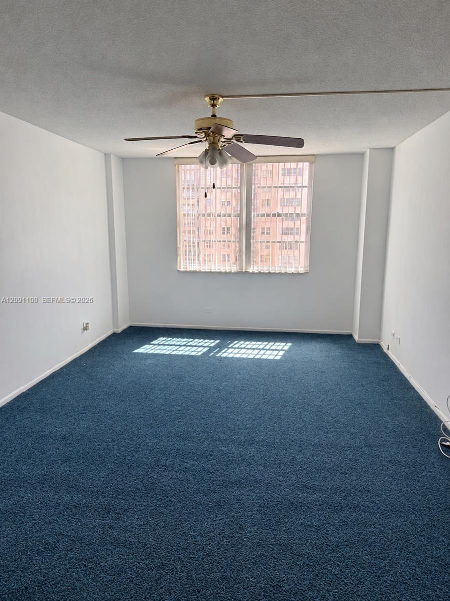 See details 1406 1 / 2 943 sq. ft. $ 2026-10-03 0 Photo
