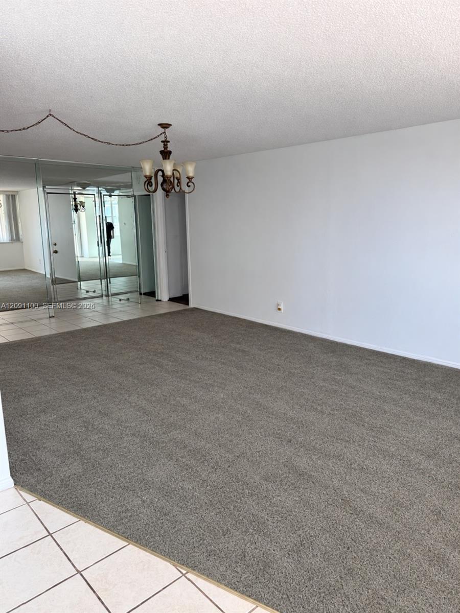 See details 1406 1 / 2 943 sq. ft. $ 2026-10-03 0 Photo