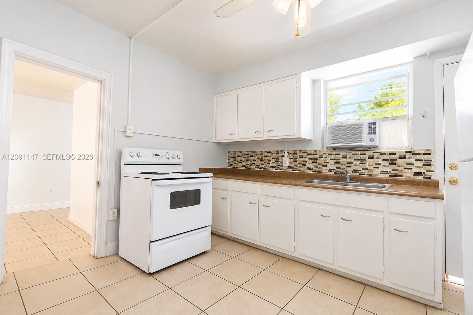   /  1950 sq. ft. $ 2026-09-17 0 foto