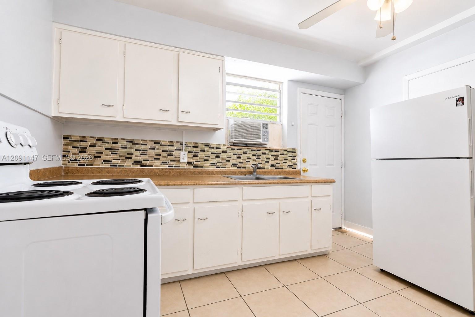   /  1950 sq. ft. $ 2026-09-17 0 foto