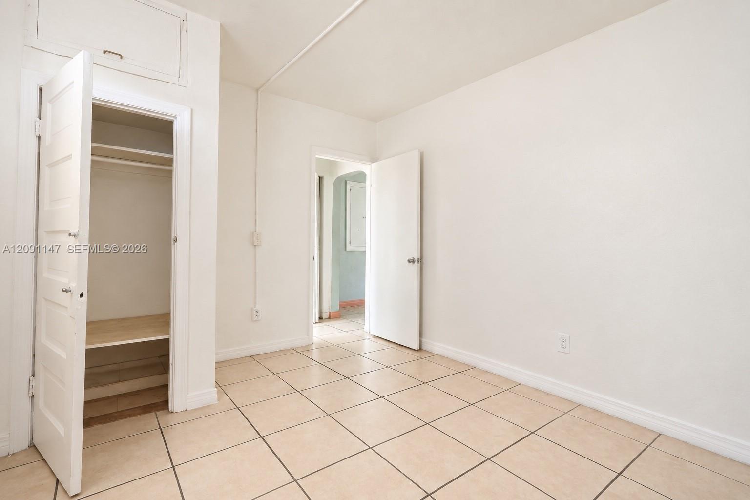   /  1950 sq. ft. $ 2026-09-17 0 foto