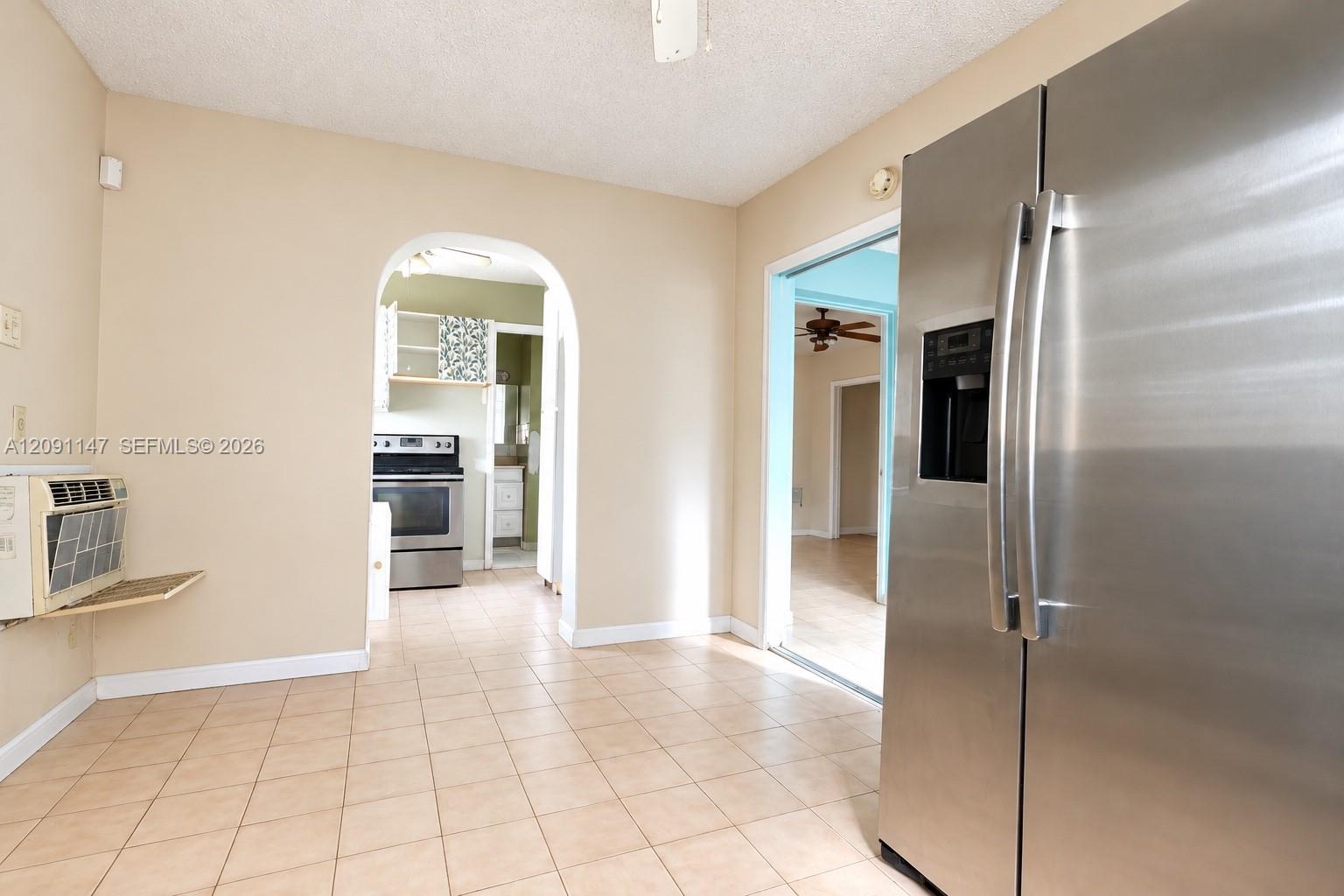   /  1950 sq. ft. $ 2026-09-17 0 foto
