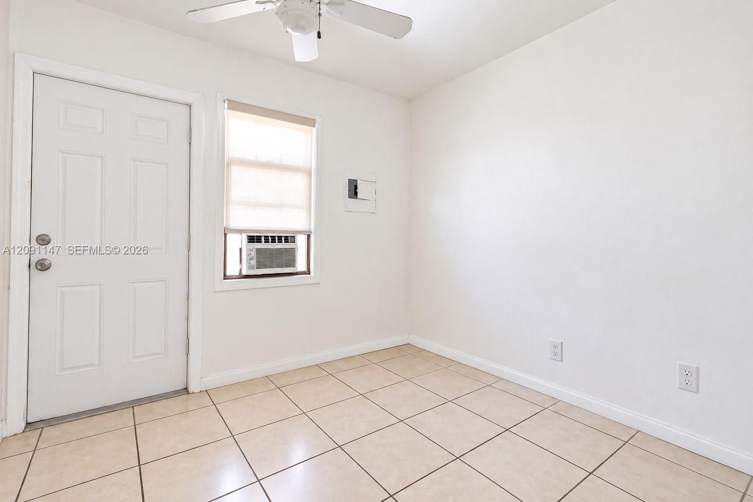   /  1950 sq. ft. $ 2026-09-17 0 foto