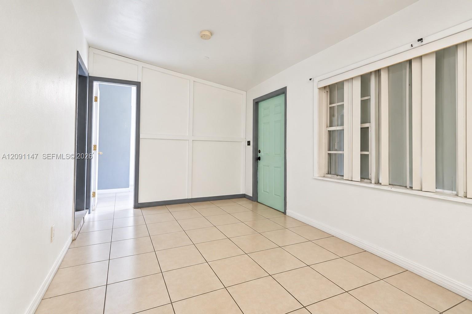   /  1950 sq. ft. $ 2026-09-17 0 foto