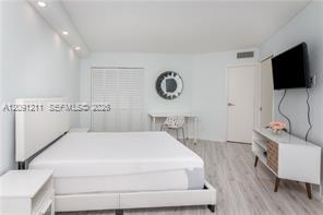 521 2 / 2 1357 sq. ft. $ 2026-09-17 0 foto