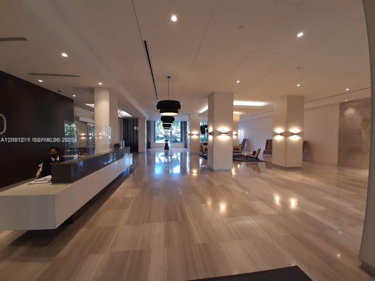 521 2 / 2 1357 sq. ft. $ 2026-09-17 0 foto