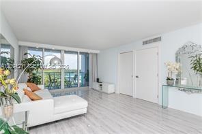 521 2 / 2 1357 sq. ft. $ 2026-09-17 0 foto