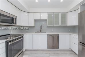 521 2 / 2 1357 sq. ft. $ 2026-09-17 0 foto