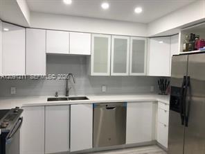 521 2 / 2 1357 sq. ft. $ 2026-09-17 0 foto