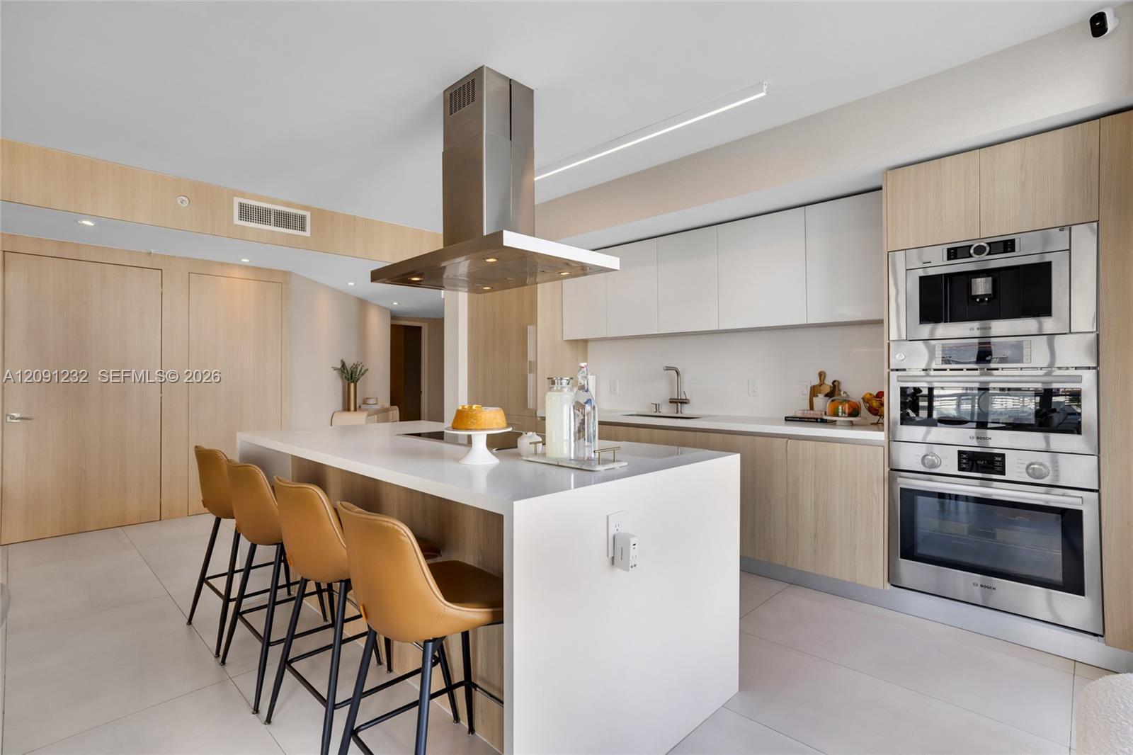 See details 5-701 3 / 4 1892 sq. ft. $ 2026-09-17 0 Photo