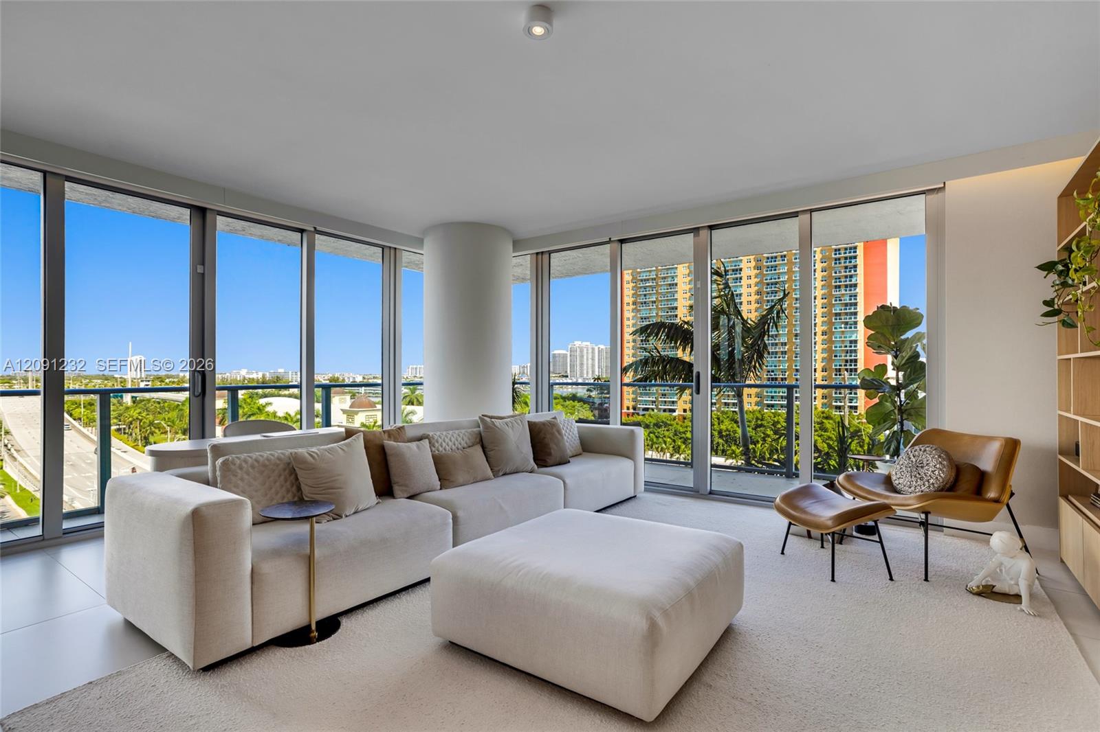 See details 5-701 3 / 4 1892 sq. ft. $ 2026-09-17 0 Photo