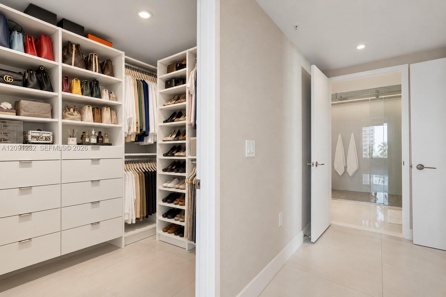 See details 5-701 3 / 4 1892 sq. ft. $ 2026-09-17 0 Photo