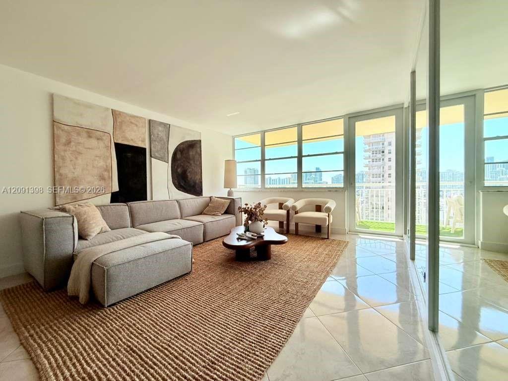 See details 1712 2 / 2 1087 sq. ft. $ 2026-09-17 0 Photo