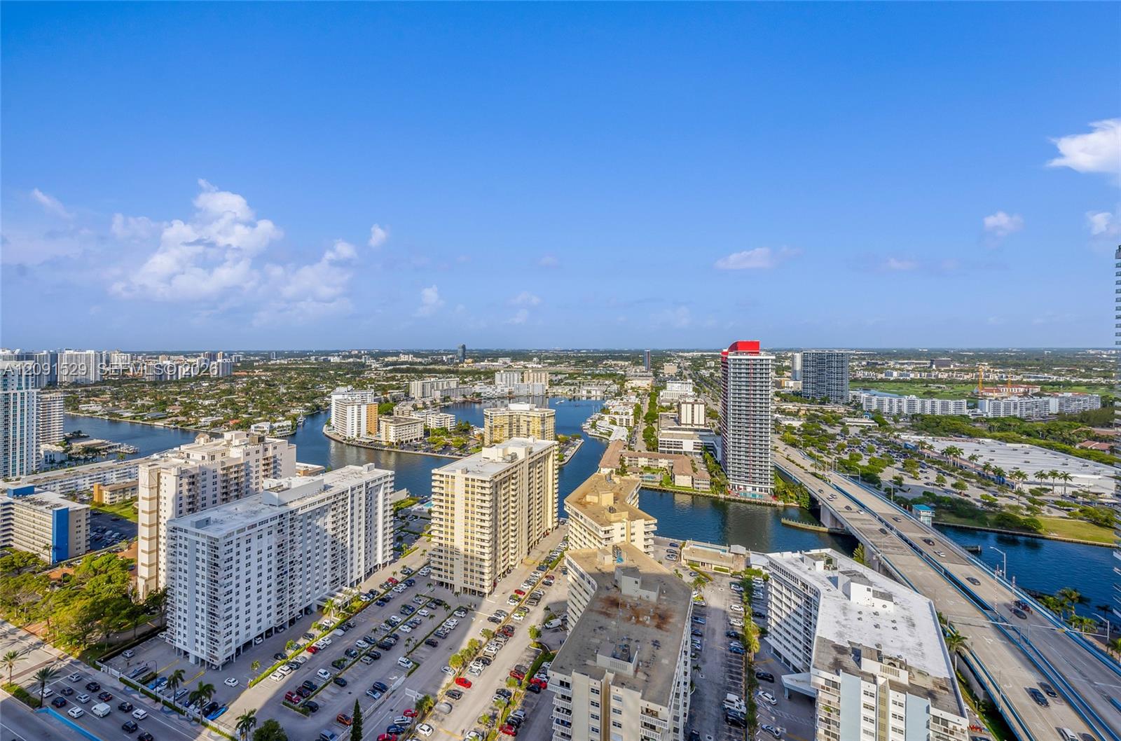 3607 3 / 3 1571 sq. ft. $ 2026-09-18 0 foto