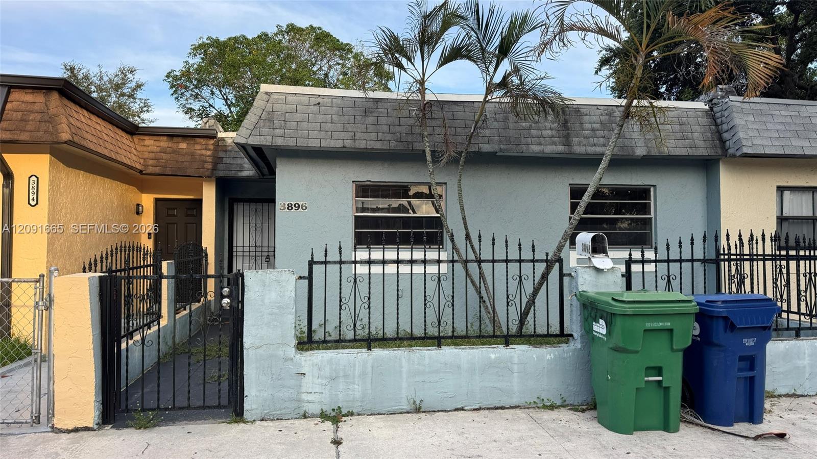 3896 3 / 1 1152 sq. ft. $ 2026-09-18 0 foto