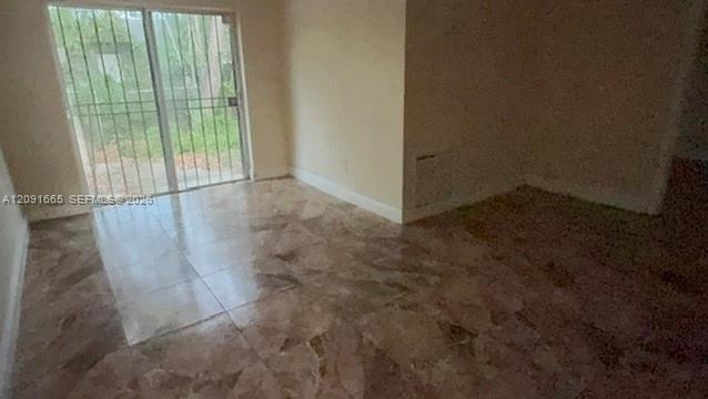 3896 3 / 1 1152 sq. ft. $ 2026-09-18 0 foto
