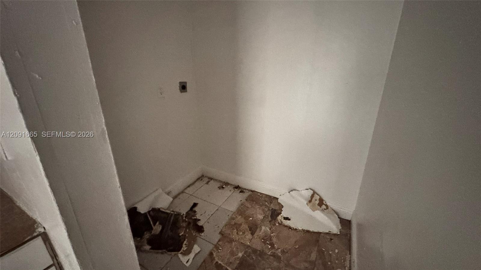 3896 3 / 1 1152 sq. ft. $ 2026-09-18 0 foto