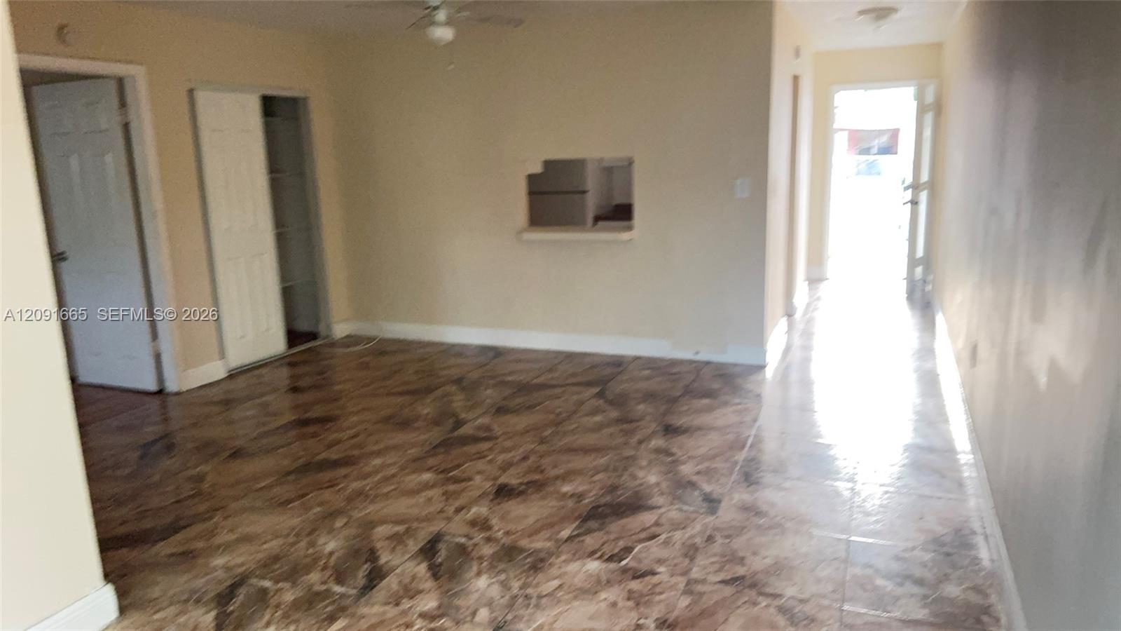 3896 3 / 1 1152 sq. ft. $ 2026-09-18 0 foto