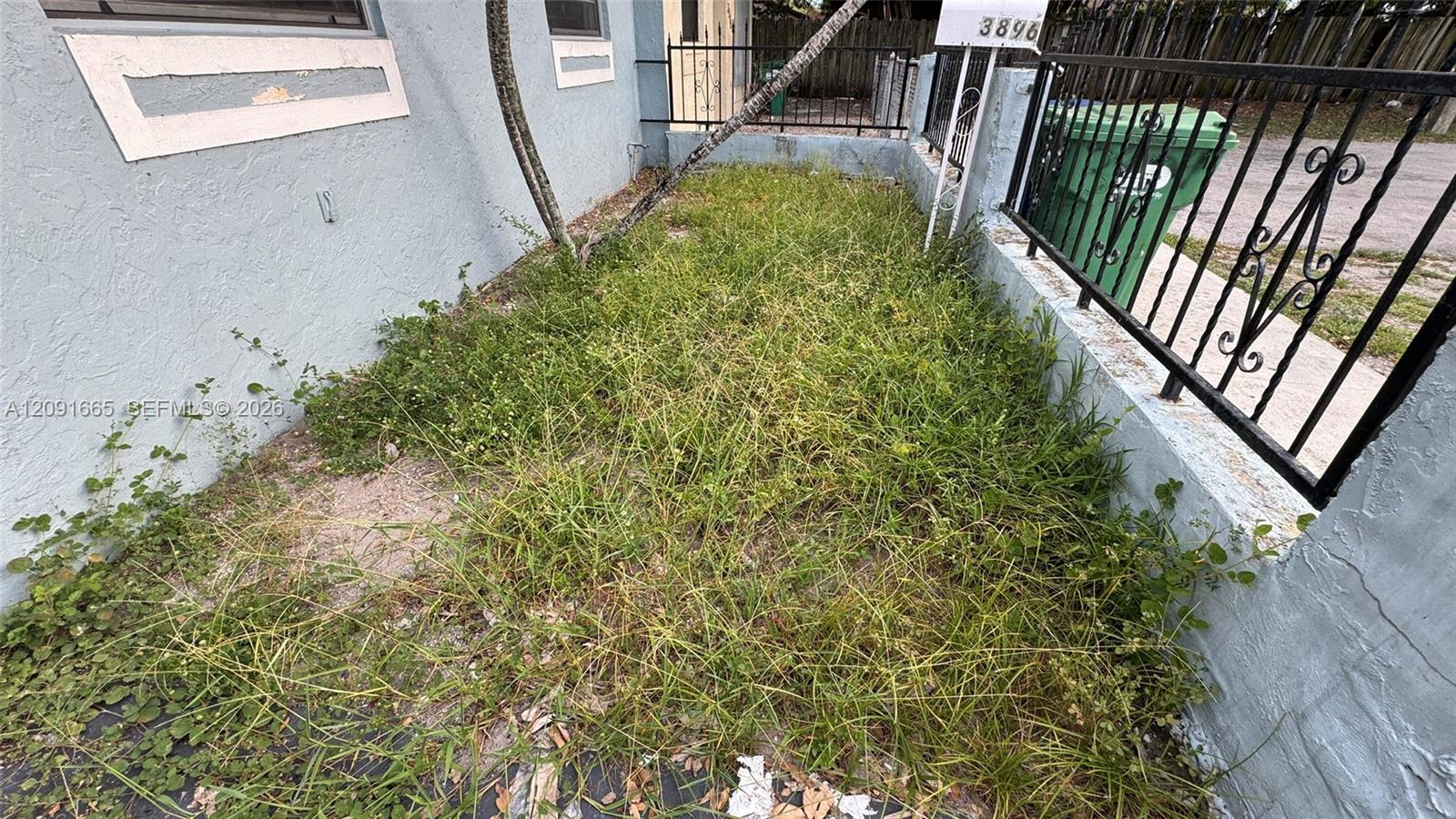 3896 3 / 1 1152 sq. ft. $ 2026-09-18 0 foto