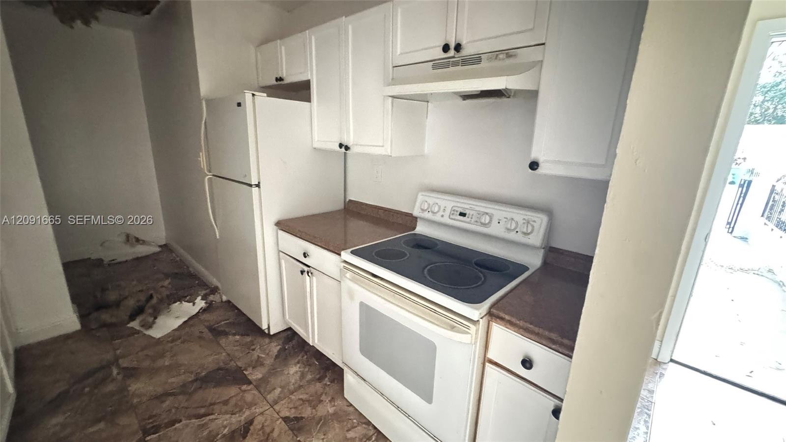 3896 3 / 1 1152 sq. ft. $ 2026-09-18 0 foto