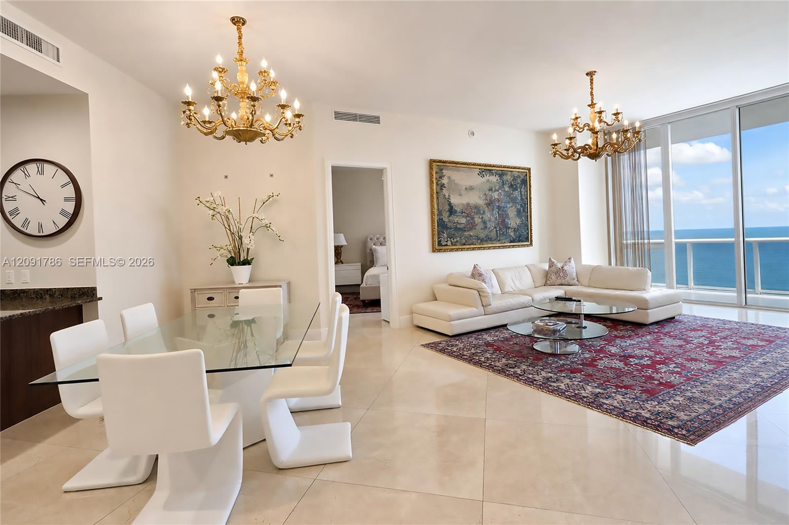 Ver detalles 4007 3 / 3 2084 sq. ft. $ 2026-09-22 0 foto