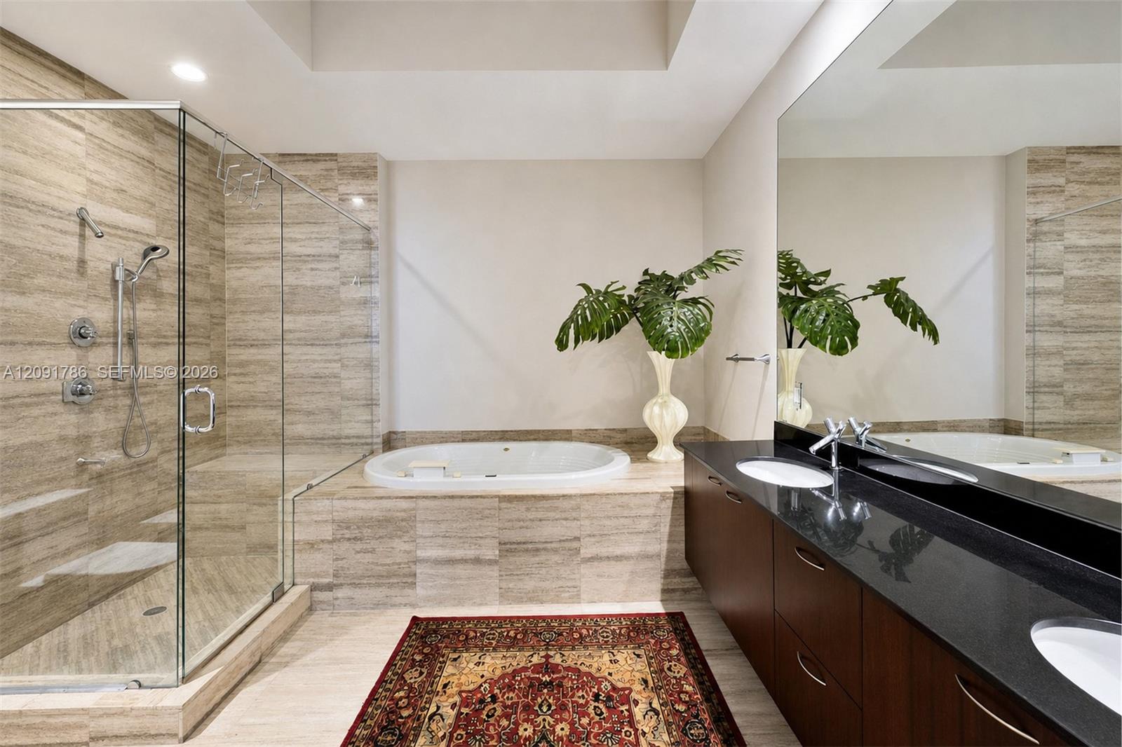 Ver detalles 4007 3 / 3 2084 sq. ft. $ 2026-09-22 0 foto