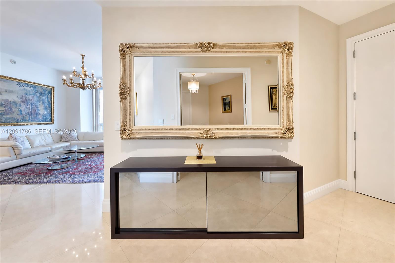 Ver detalles 4007 3 / 3 2084 sq. ft. $ 2026-09-22 0 foto