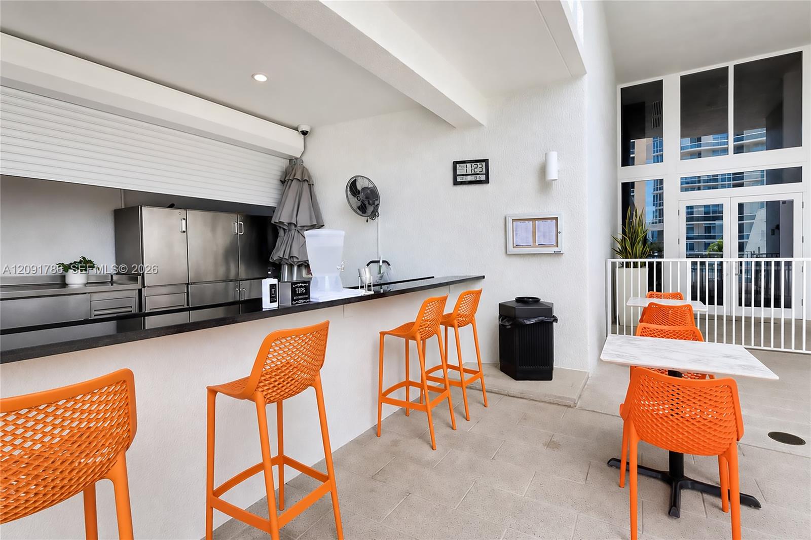 Ver detalles 4007 3 / 3 2084 sq. ft. $ 2026-09-22 0 foto