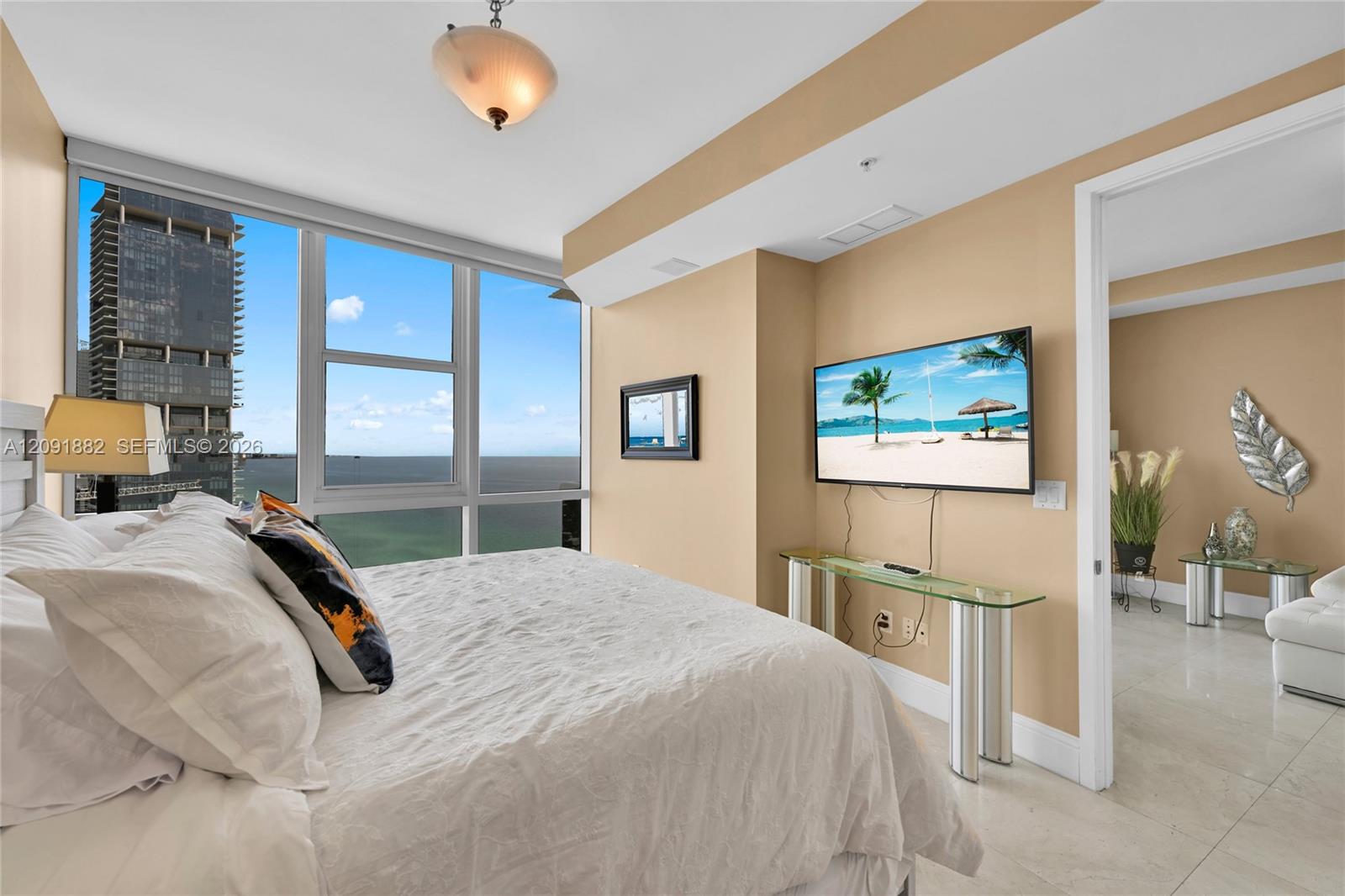 4102 1 / 2 958 sq. ft. $ 2026-09-18 0 Photo