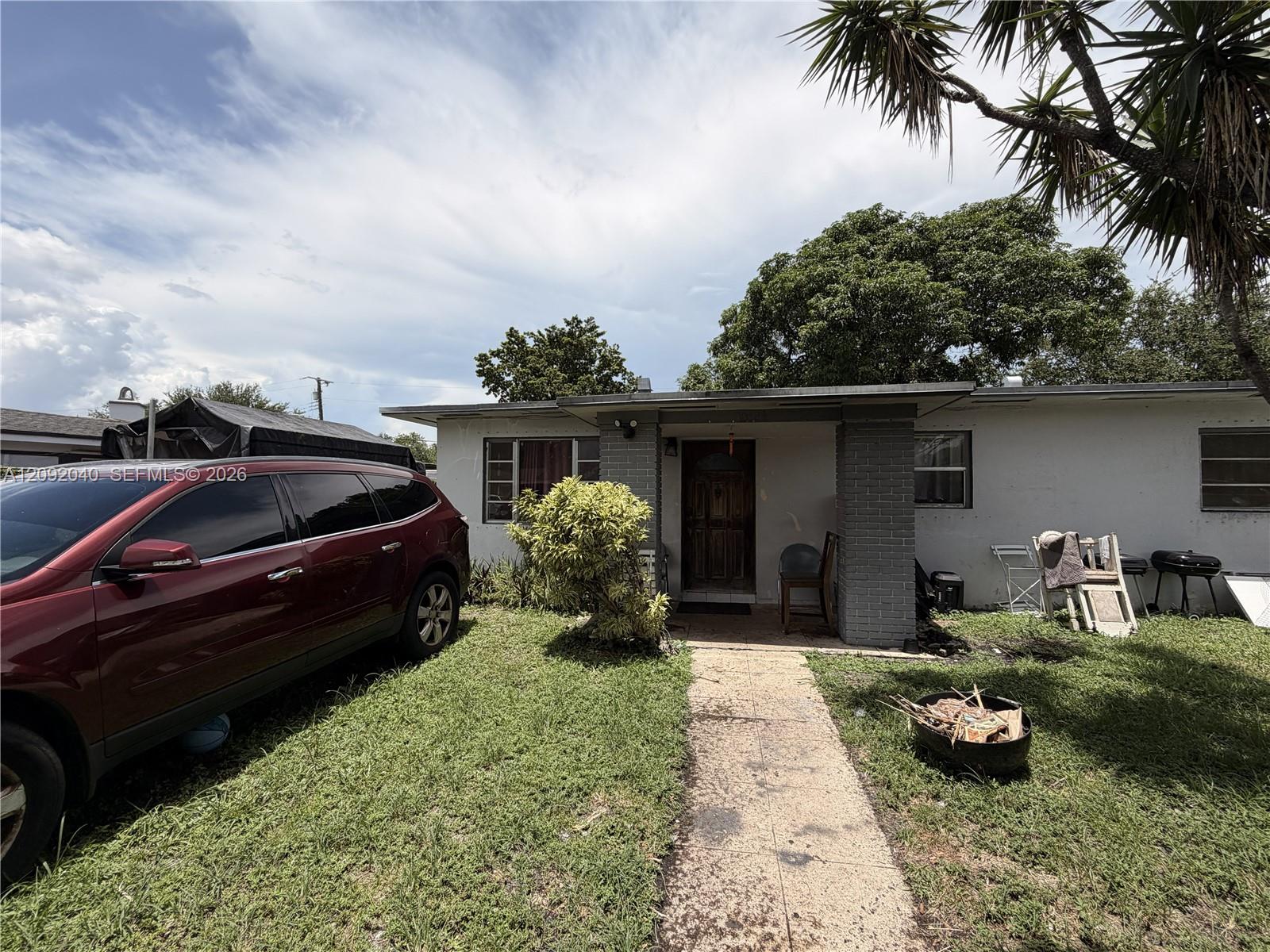 10124 3 / 3 1092 sq. ft. $ 2026-09-18 0 foto