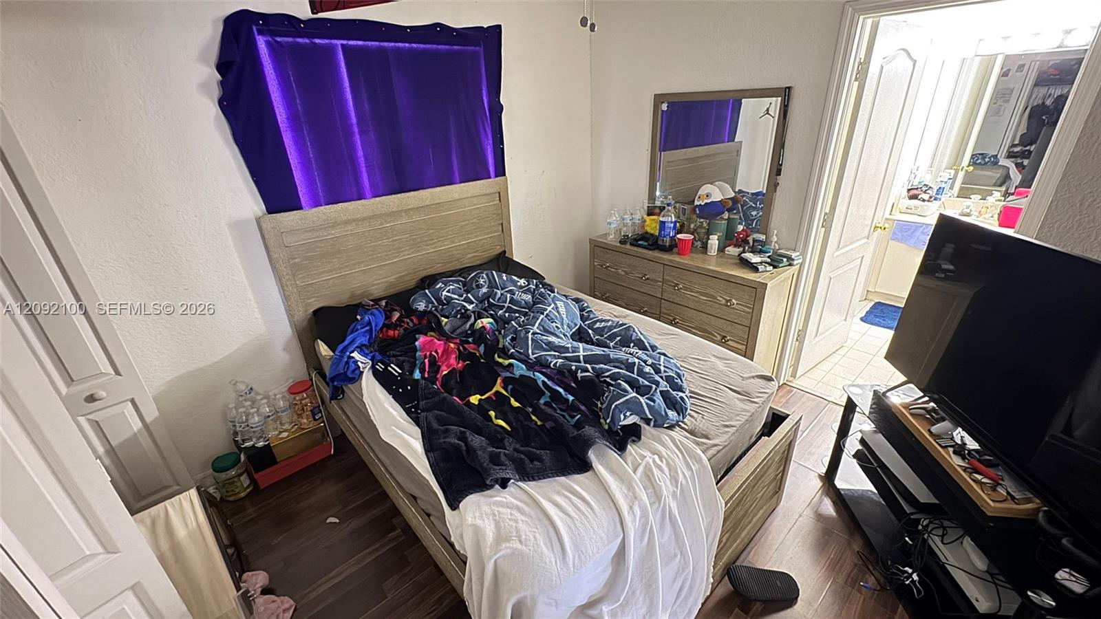 8732 3 / 2 1384 sq. ft. $ 2026-09-18 0 foto