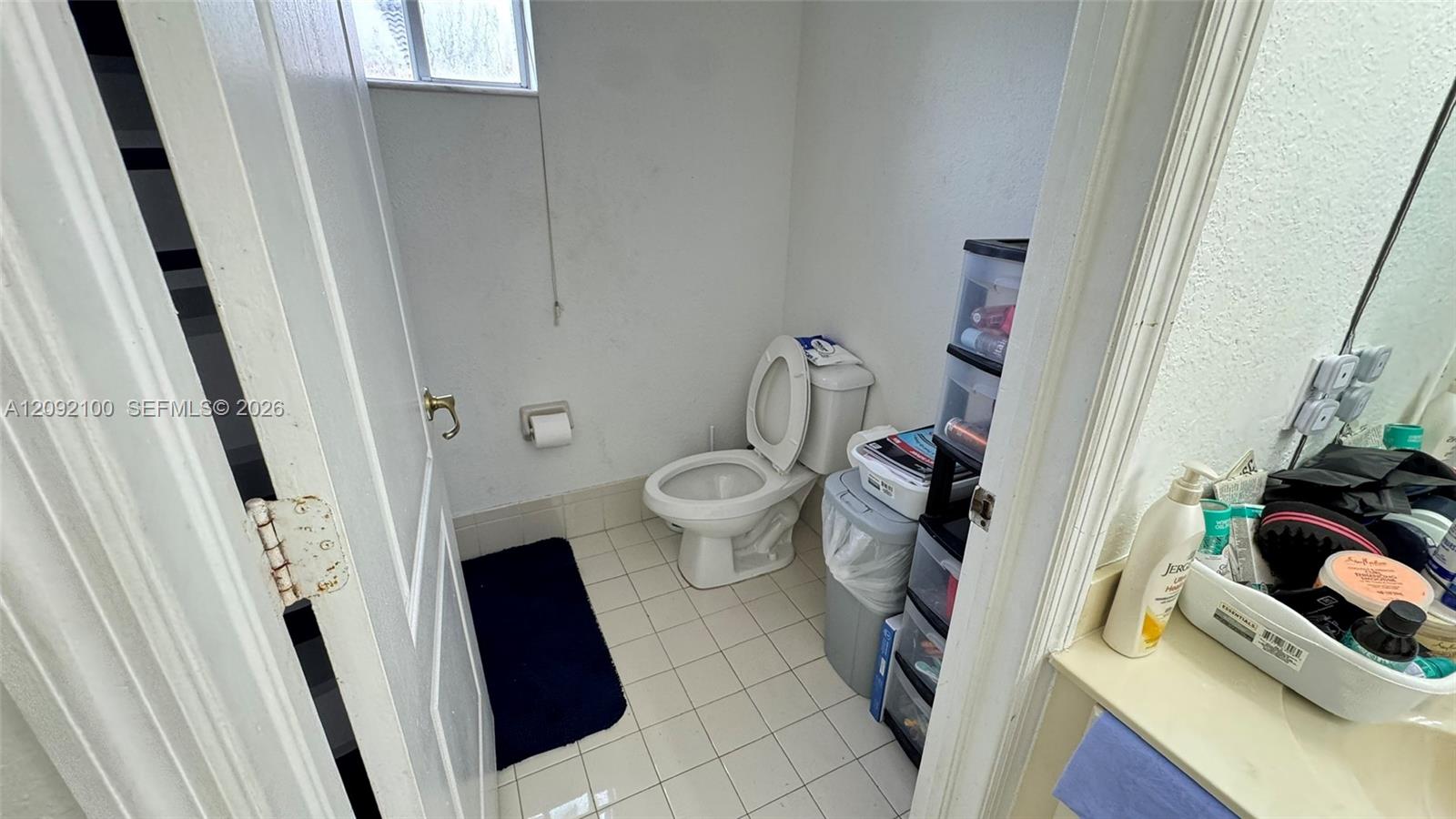 8732 3 / 2 1384 sq. ft. $ 2026-09-18 0 foto