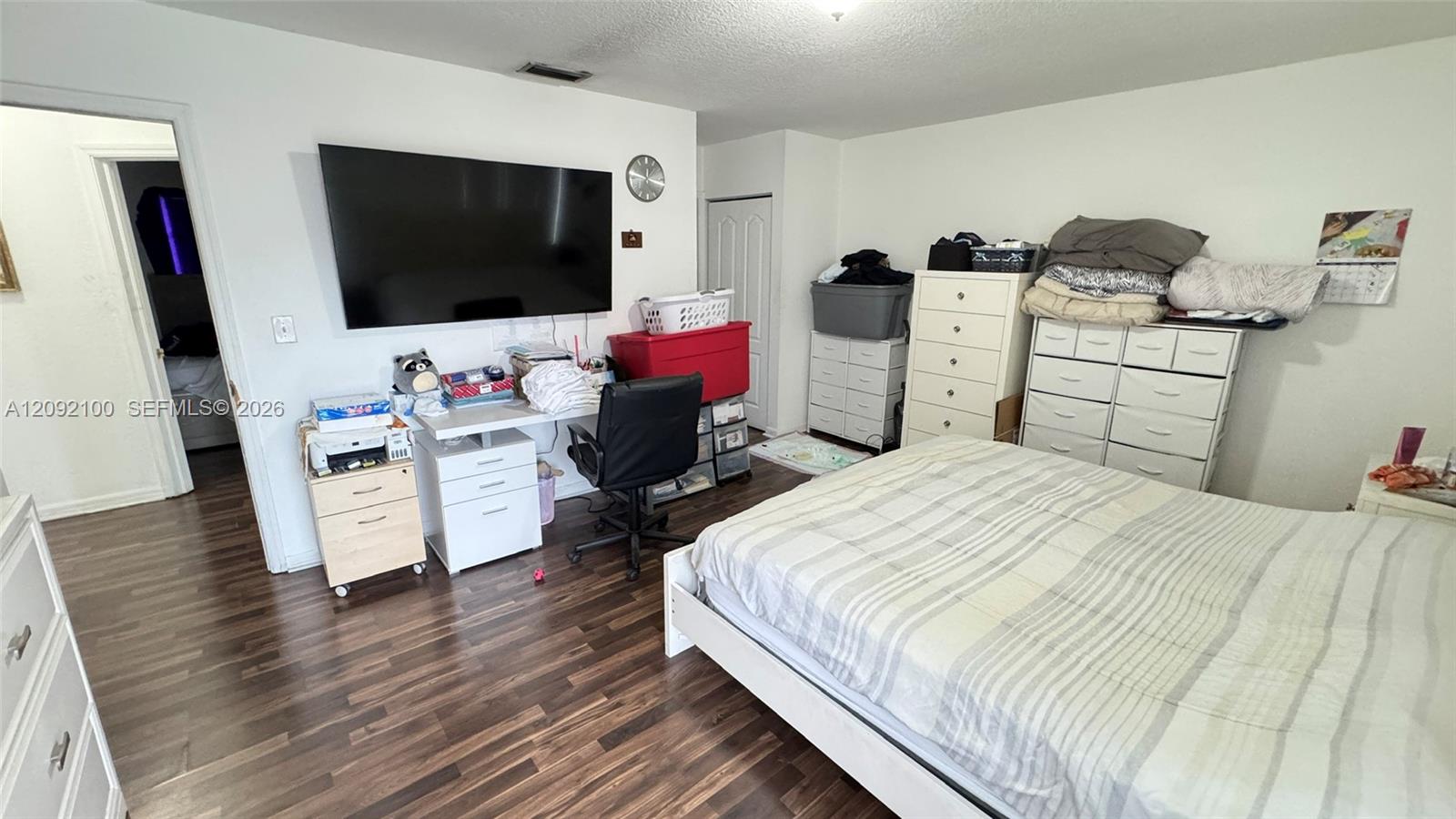8732 3 / 2 1384 sq. ft. $ 2026-09-18 0 foto