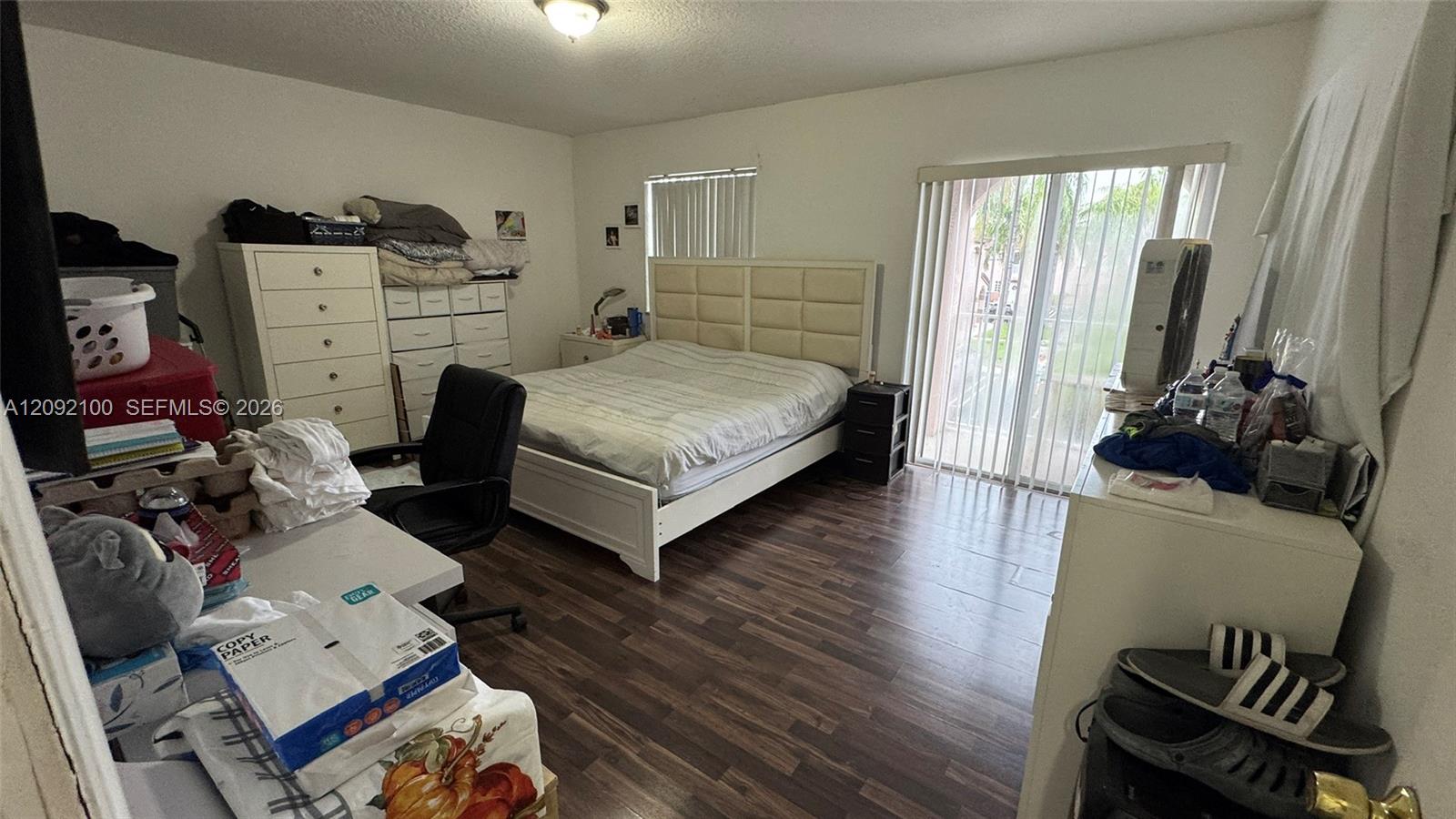 8732 3 / 2 1384 sq. ft. $ 2026-09-18 0 foto
