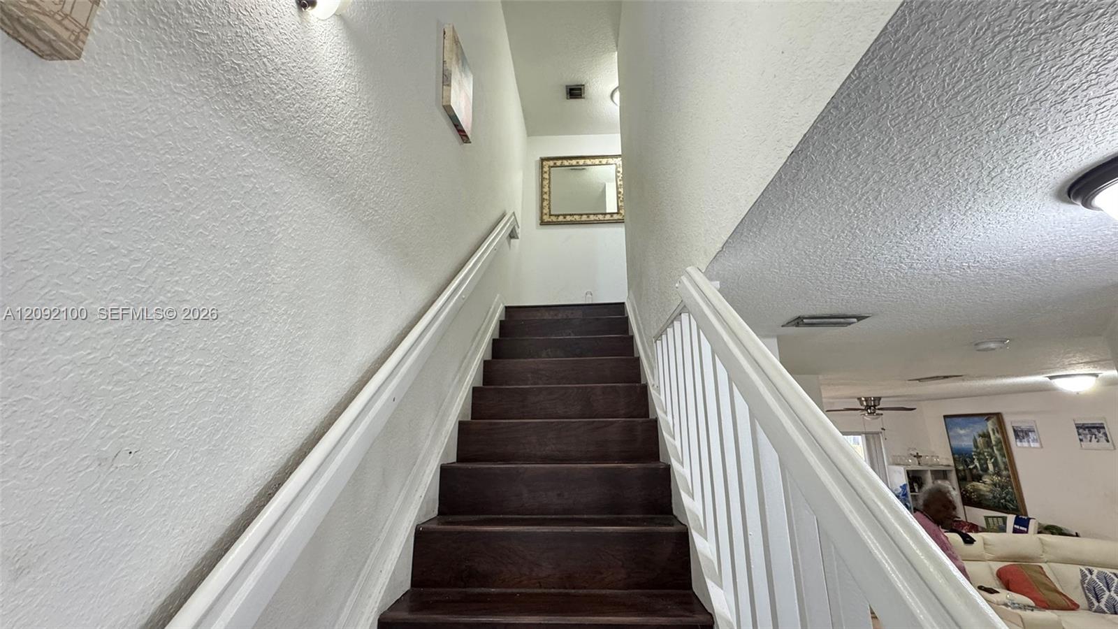 8732 3 / 2 1384 sq. ft. $ 2026-09-18 0 foto