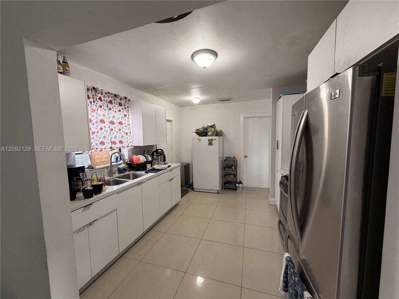 16140 4 / 2 1200 sq. ft. $ 2026-09-18 0 foto
