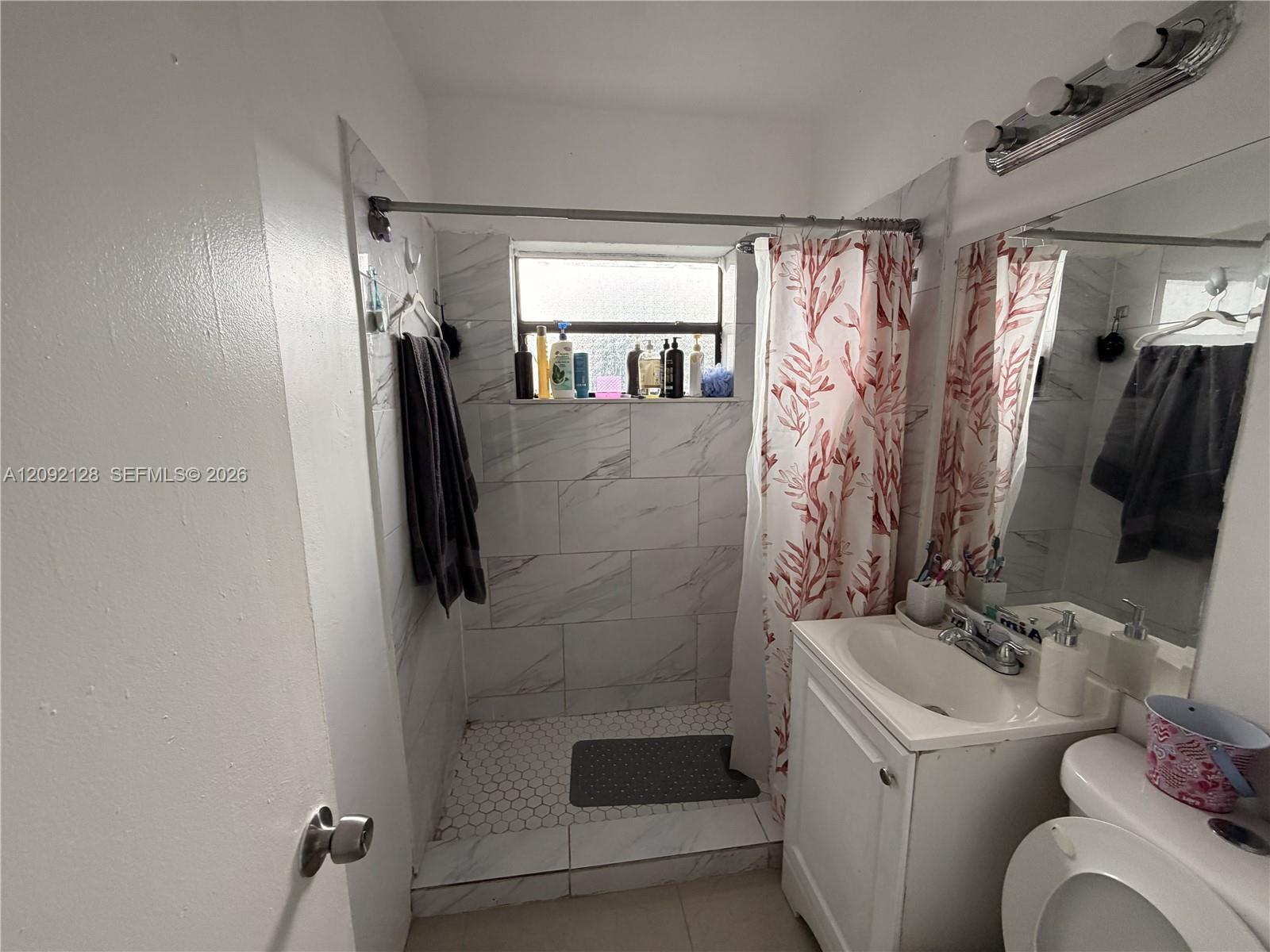 16140 4 / 2 1200 sq. ft. $ 2026-09-18 0 foto