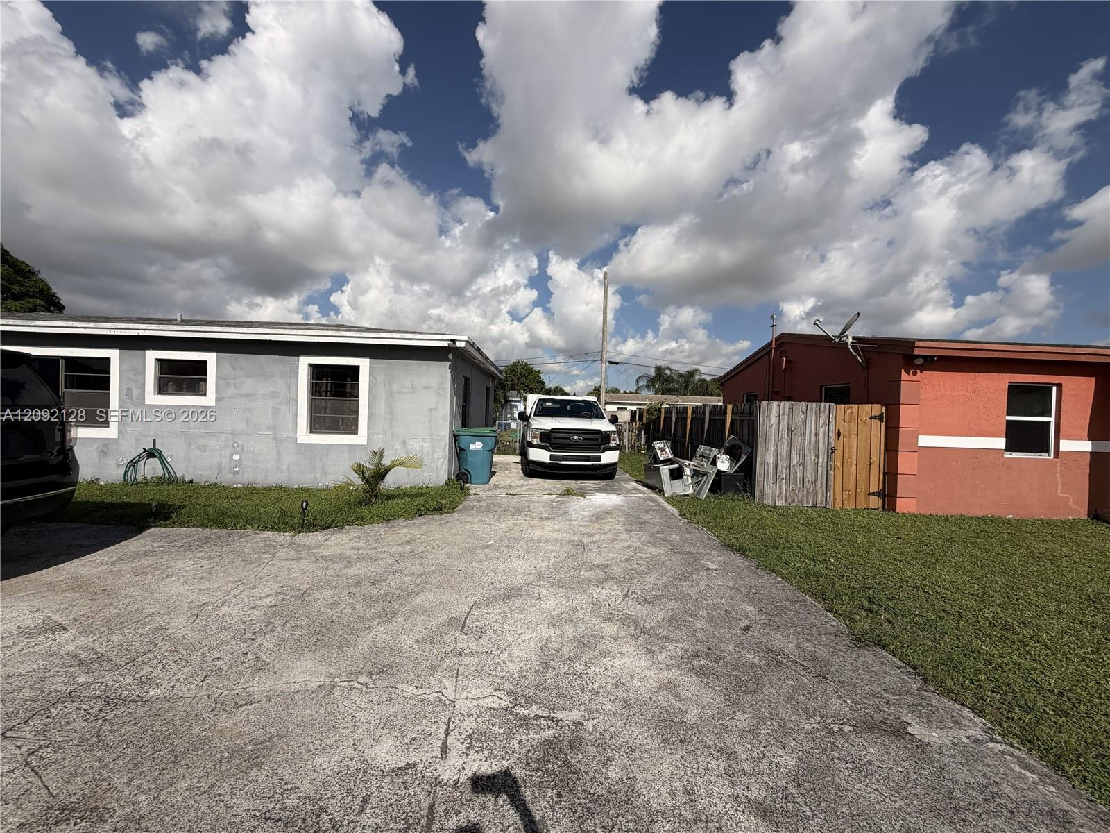 16140 4 / 2 1200 sq. ft. $ 2026-09-18 0 foto