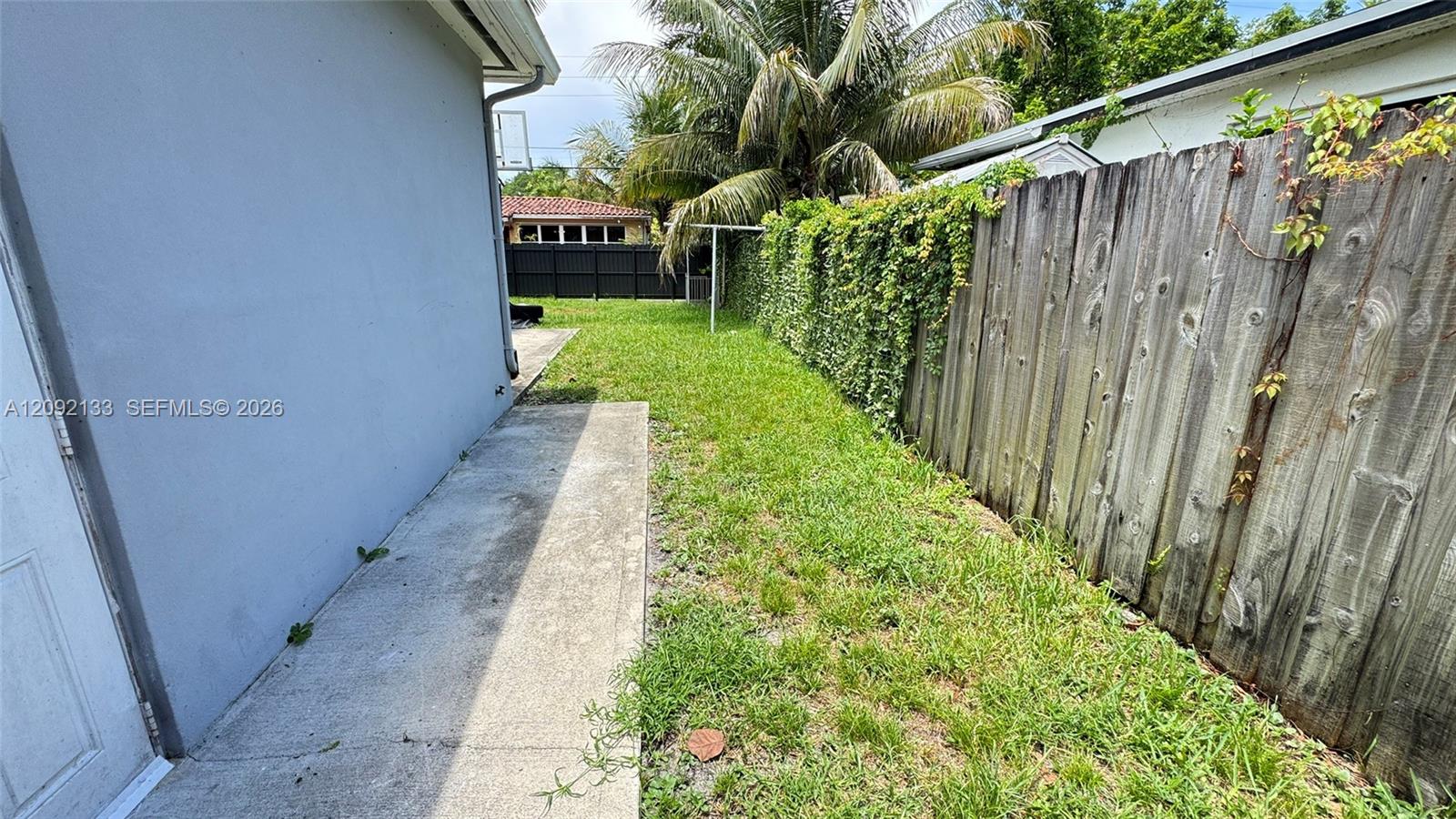 13260 3 / 2 1722 sq. ft. $ 2026-09-19 0 foto