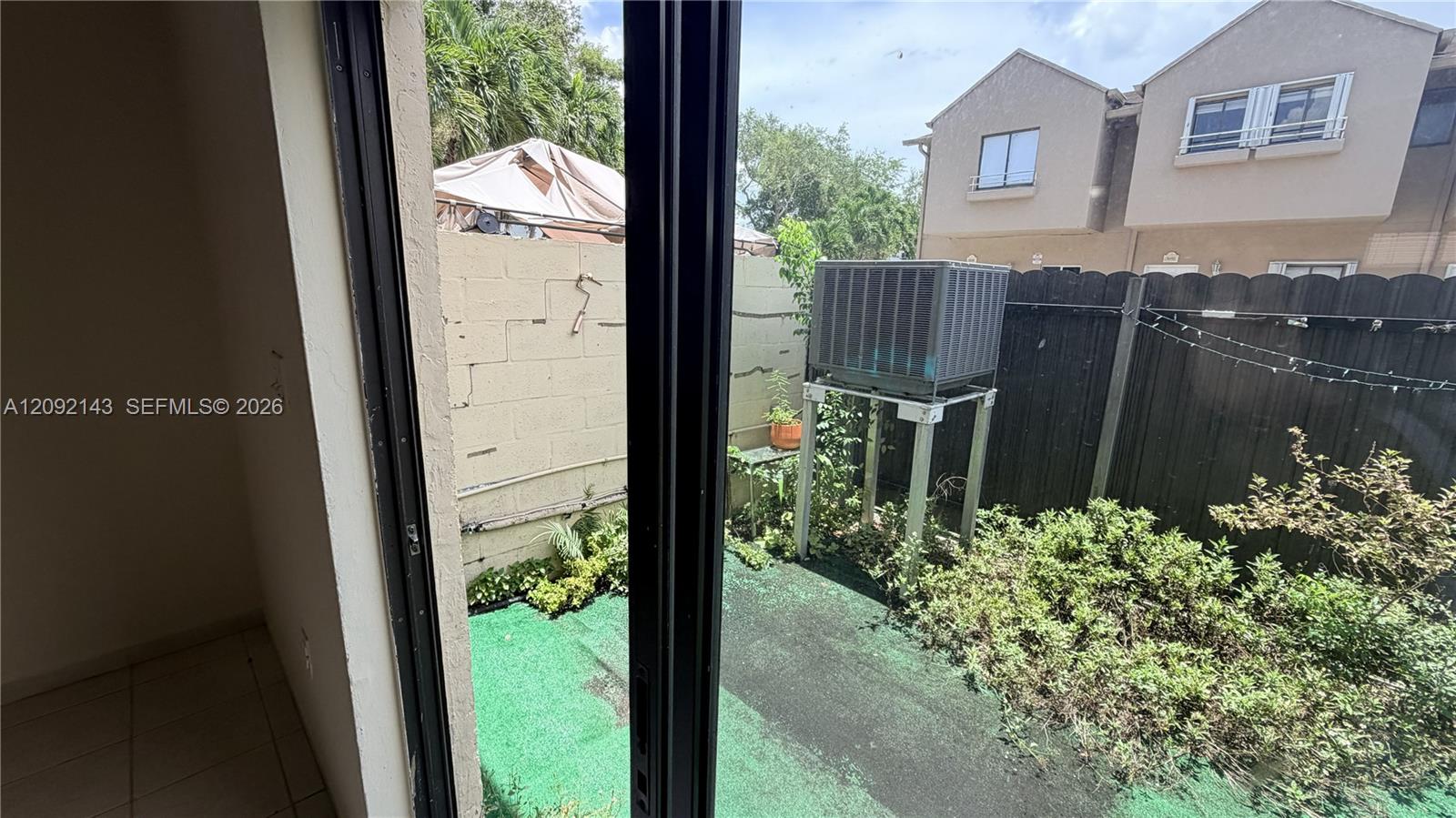 5712 2 / 2 884 sq. ft. $ 2026-09-19 0 foto