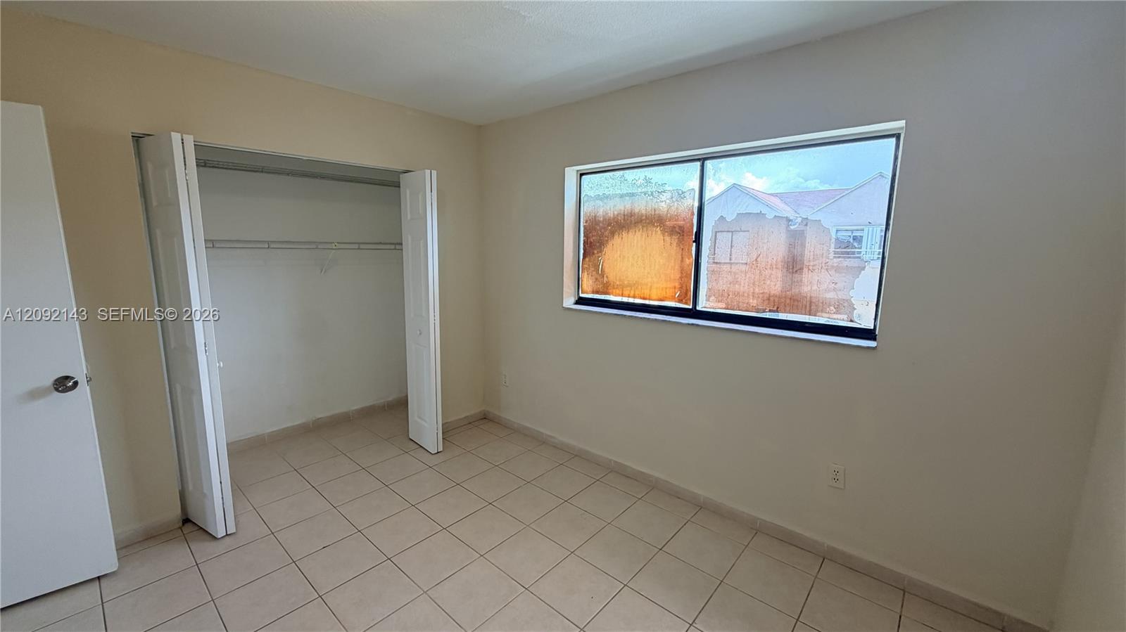 5712 2 / 2 884 sq. ft. $ 2026-09-19 0 foto