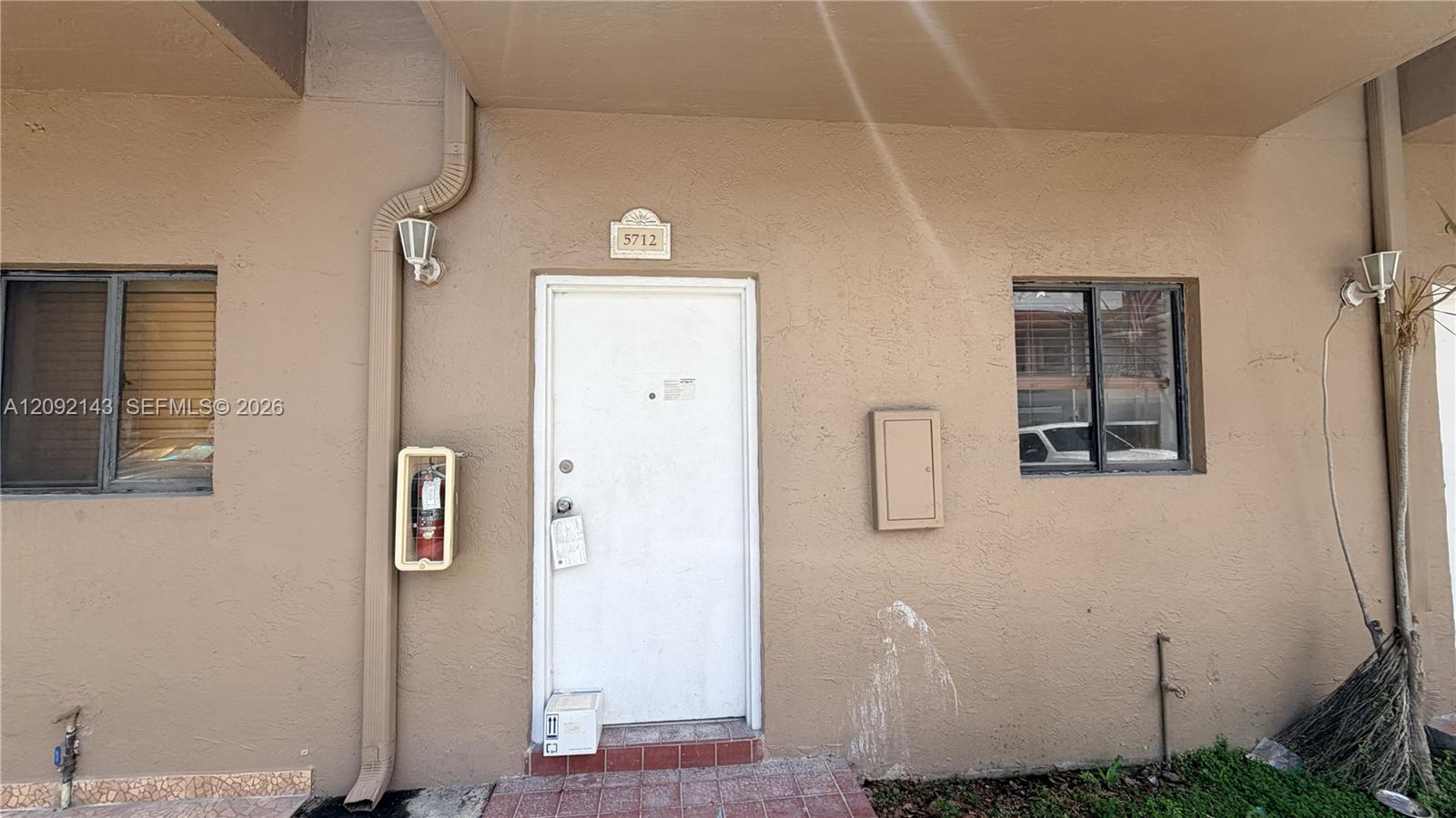 5712 2 / 2 884 sq. ft. $ 2026-09-19 0 foto