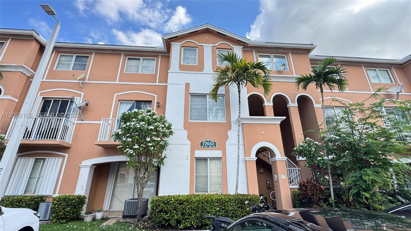 104-18 2 / 2 1130 sq. ft. $ 2026-09-19 0 foto