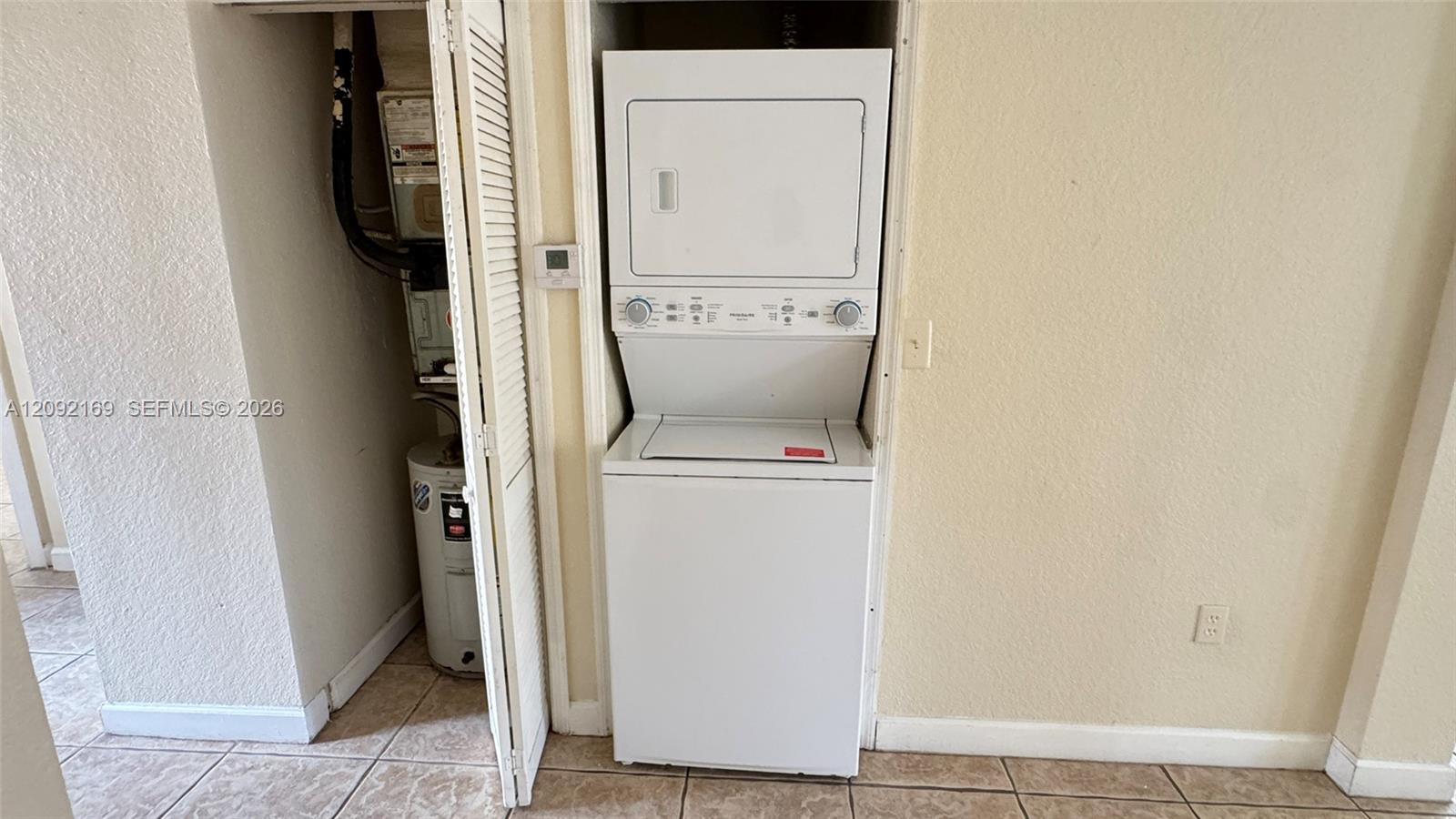 104-18 2 / 2 1130 sq. ft. $ 2026-09-19 0 foto