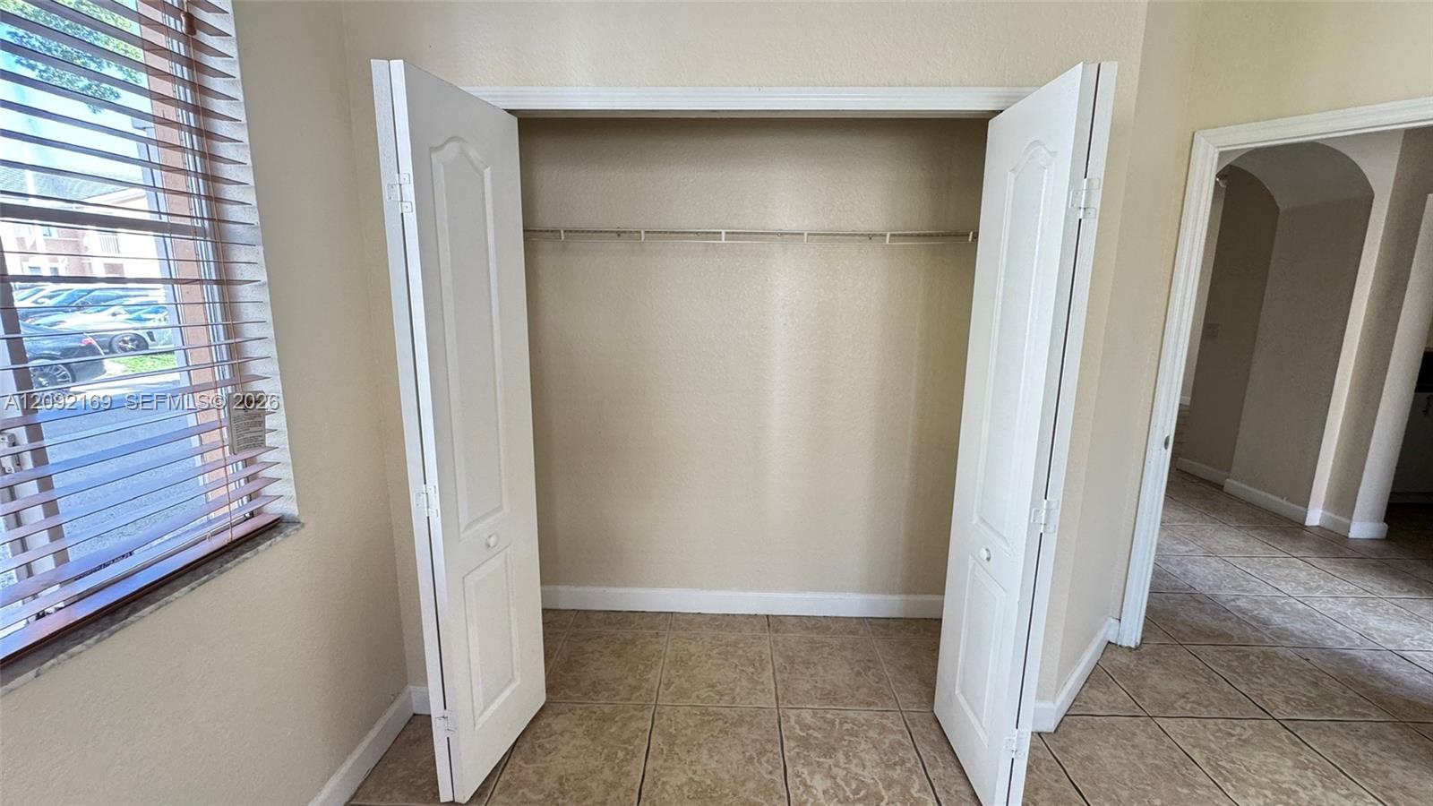 104-18 2 / 2 1130 sq. ft. $ 2026-09-19 0 foto